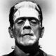 Boris Karloff dans le rôle de Frankenstein